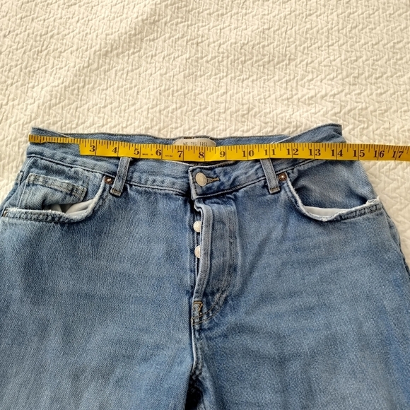 Free People We The Free Maggie Distressed Straight Leg Crop Jeans Sz 28 - Picture 9 of 11